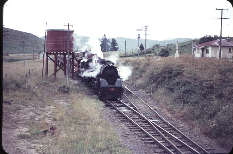 103421: Putorino Up Gisborne Express Ja 1289