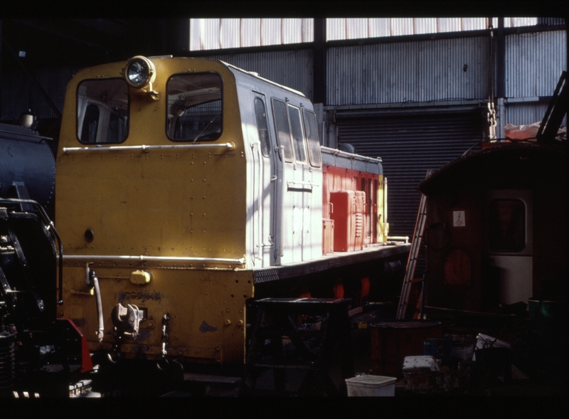 125250: Main Line Steam Trust Parnell Depot Dsb 313 (TMS 1153),