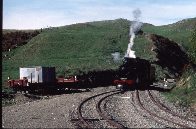 125718: Weka Pass Railway Waikari (2), A 428 running round AREA Special