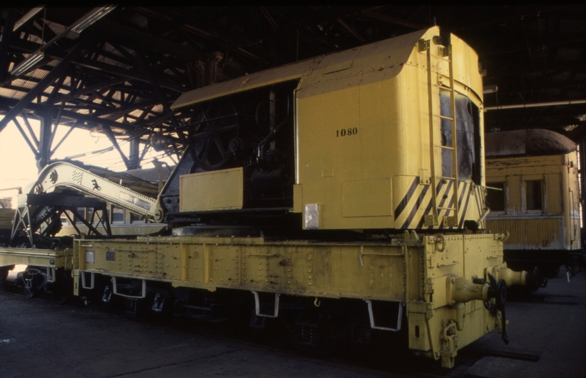 130924: Junee Locomotive Depot Crane 1080