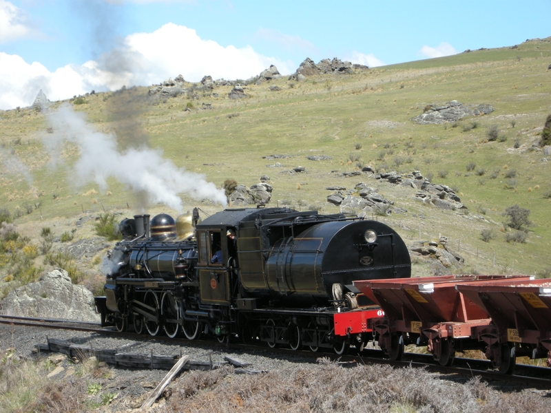 135917: 49 km Otago Central Railway 2:15pm Up Mixed Ab 663