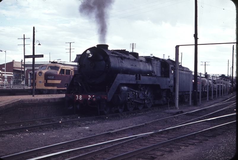 102714: Junee Up Goods 3824 in background 4452