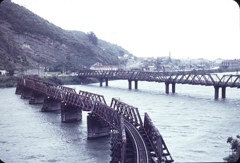 103676: Greymouth Bridges over Grey River viiewed from South Side