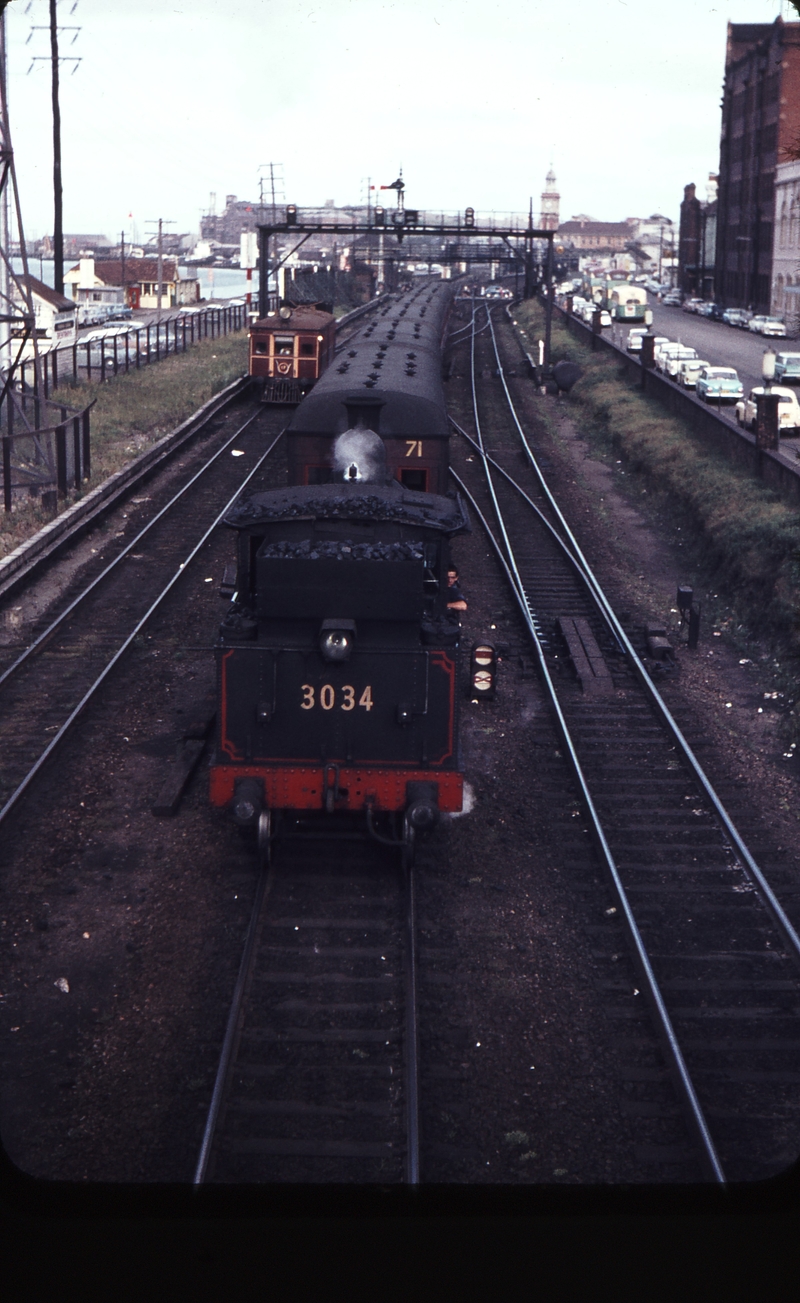 109048: Newcastle CPH Rail Motor and 3034 shunting