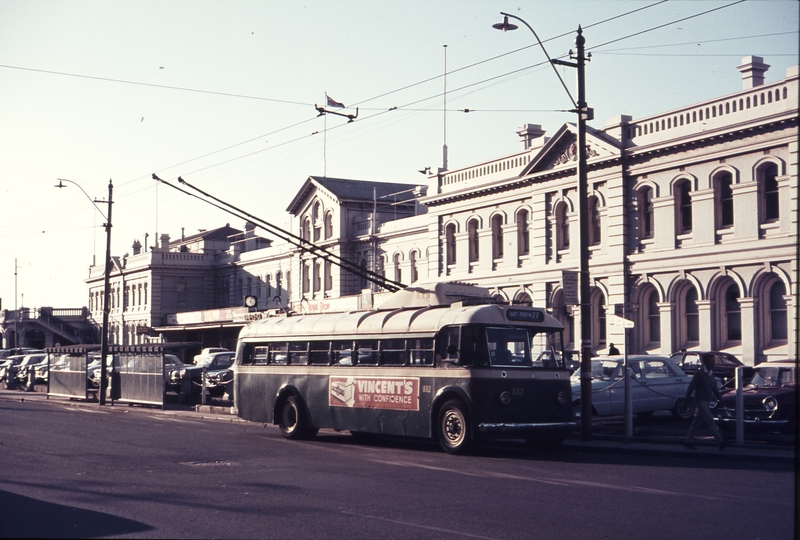 109617: Perth Station Wellington Street Eastbound Sunbeam Trolleybus 882