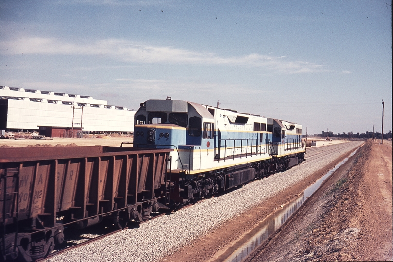 109834: Forrestfield Opposite Locomotive Depot Down Ore Empty L 264 L 265