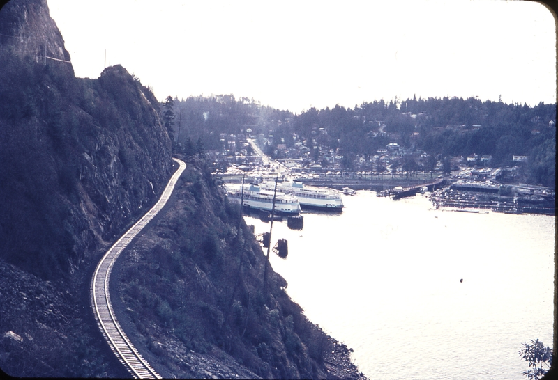 110389: Horseshoe Bay BC PGE Track looking south