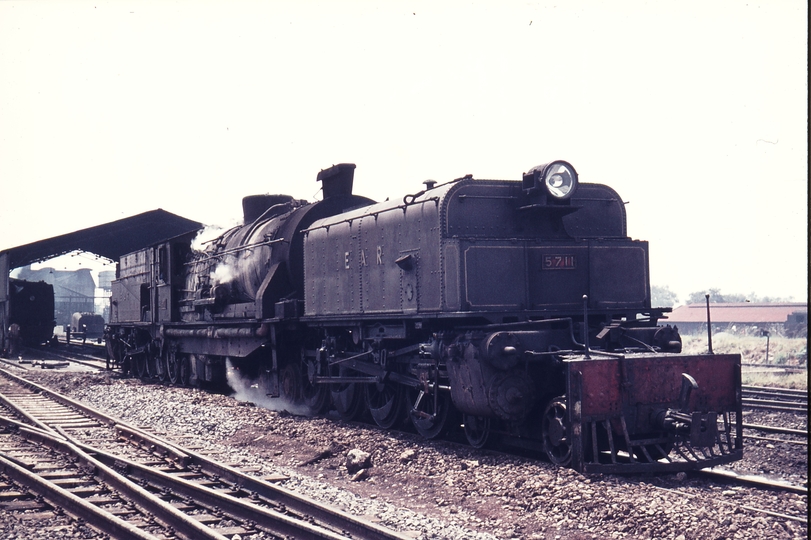 111403: Nairobi Kenya Locomotive Depot 5711