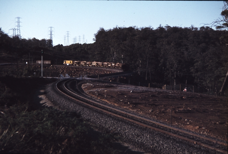 112763: Longreach Junction up side Down Log Train ZA 4
