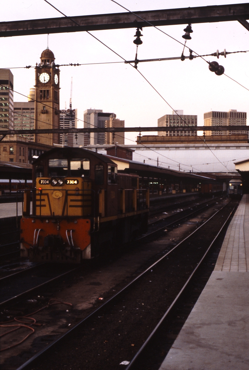 116525: Sydney Central Shunter 7304