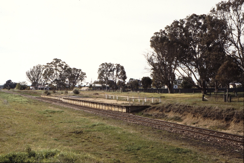 116562: Lindenow Looking towards Bairnsdale