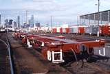 117272: South Dynon Locomotive Workshop VQAW 4-D 3-pack Container Wagon