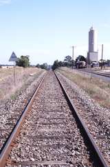 118305: Traralgon Cement Siding Looking towards Melbourne