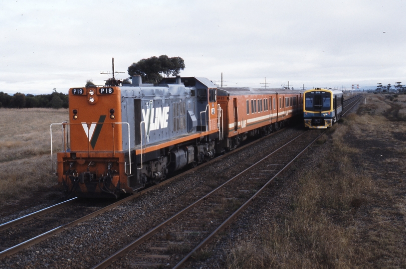 118878: Rockbank 8124 Up Passenger from Bacchus Marsh P 18 and Down Sprinter Trial 7001