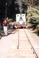 119207: Fielder Work Train Peckett 1711 First Steam Left John Shaw
