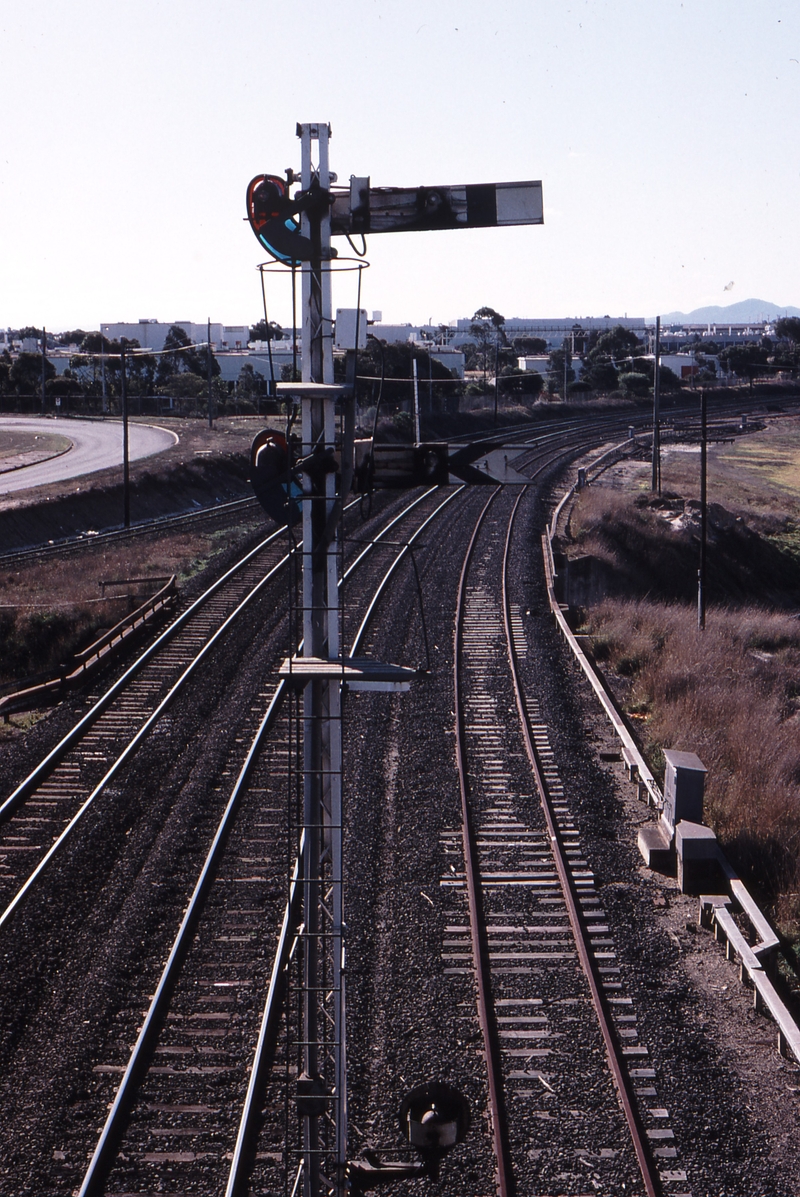 119361: North Geelong A Down Home and Distant Signals on Post 4