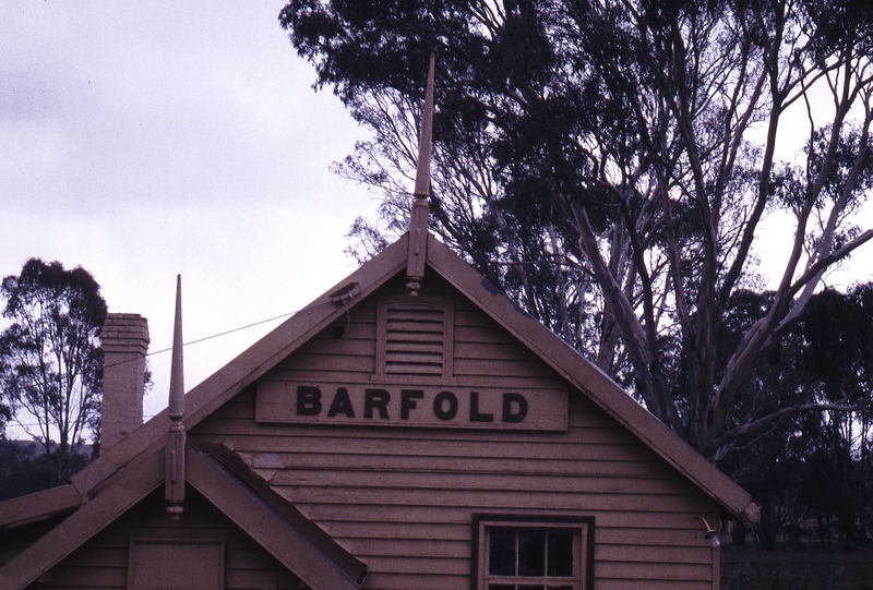 119405: Barfold Station Sign on Local Hall