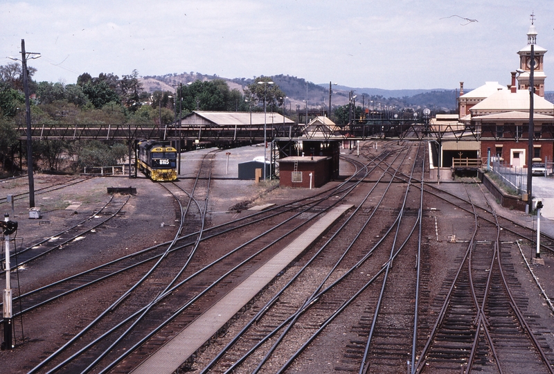 119516: Albury in distance Up Steel Train 8105 leading