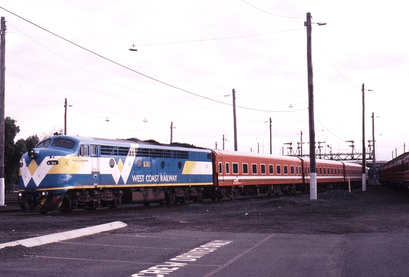 120994: Geelong 8221 Down Passenger to Warrnambool S 311
