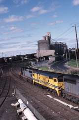 121140: Newport - Brooklyn Melbourne Road Overbridge 9804 Down Steel Train C 510 442s2 C 509