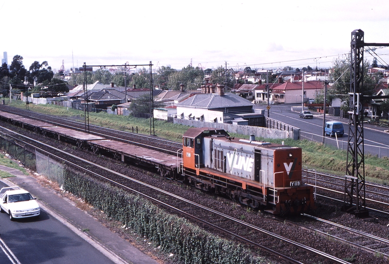121169: West Footscray Junction 9517 Down Trip Train Y 119
