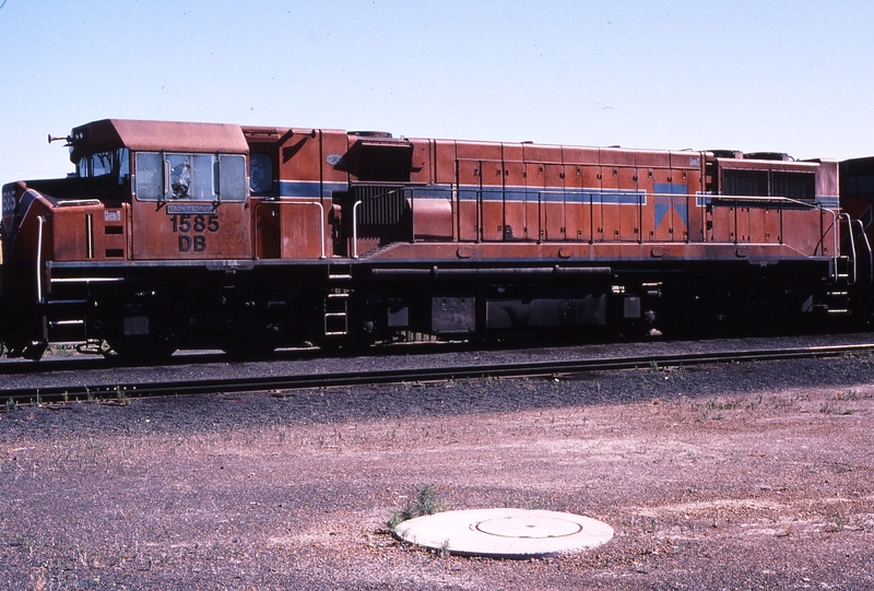 121472: Picton Locomotive Depot DB 1585