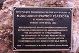 123736: Moorooduc Commerorative Plaque on Platform