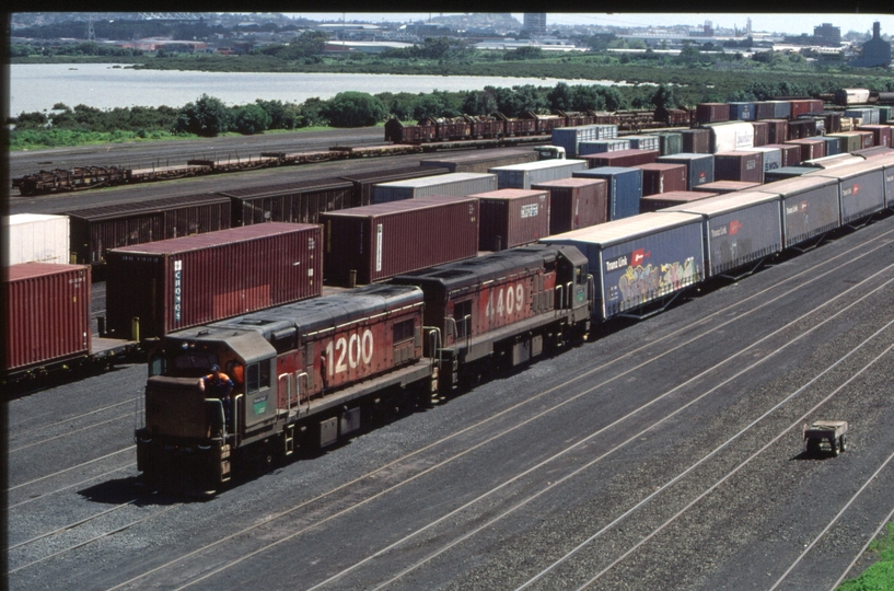 125327: Westfield Southbound Freight DBR 1200 DC 4409