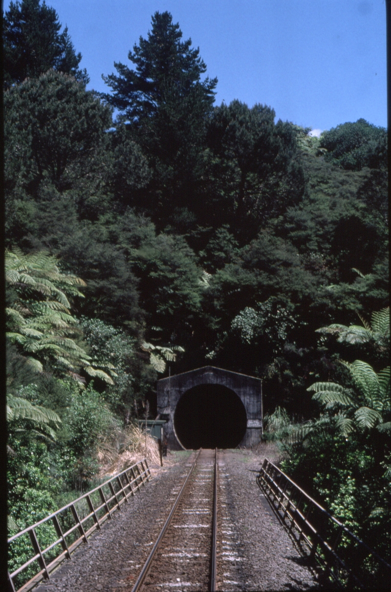125467: Kaimai Tunnel East Portal