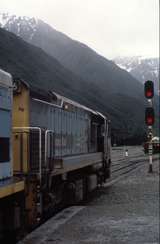 125858: Arthur's Pass 0801 Westbound 'Tranz Alpine  DFT 7186 (DX 5241),