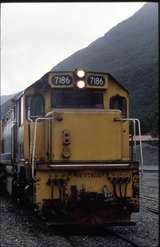 125860: Arthur's Pass 0801 Westbound 'Tranz Alpine' DFT 7186 DX 5241