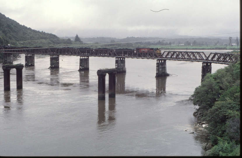 125923: Grey River Bridge Coal Train from Rapahoe DC 4847