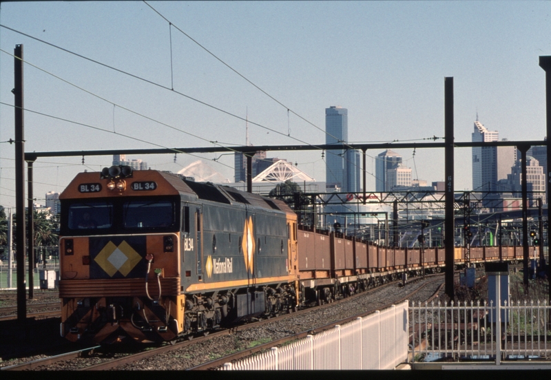 126475: Richmond 9553 Steel Train to Long Island BL 34