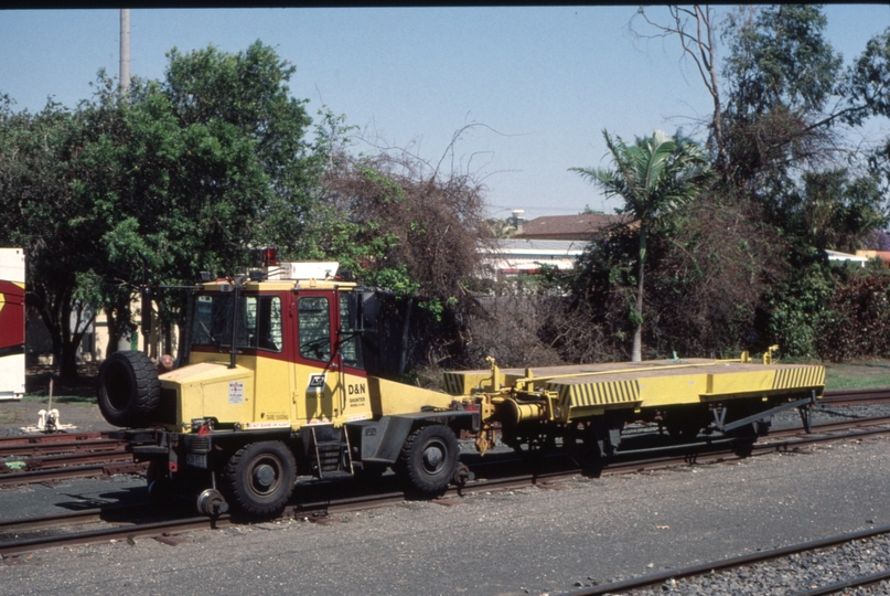 127054: Bundaberg Road-Rail Shunter and Float