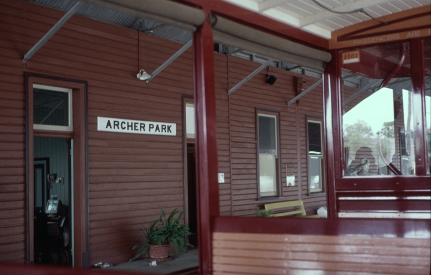 127726: Archer Park View from Purrey Tram to platform