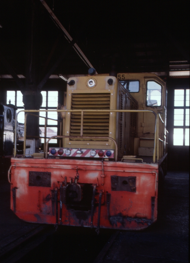 129422: Junee Locomotive Depot ex BHP Newcastle No 55