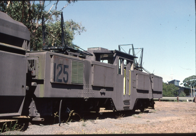 129561: Morwell former SECV Electric Locomotive No 125