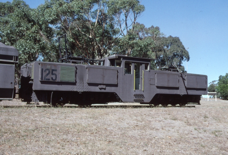 129562: Morwell former SECV Electric Locomotive No 125