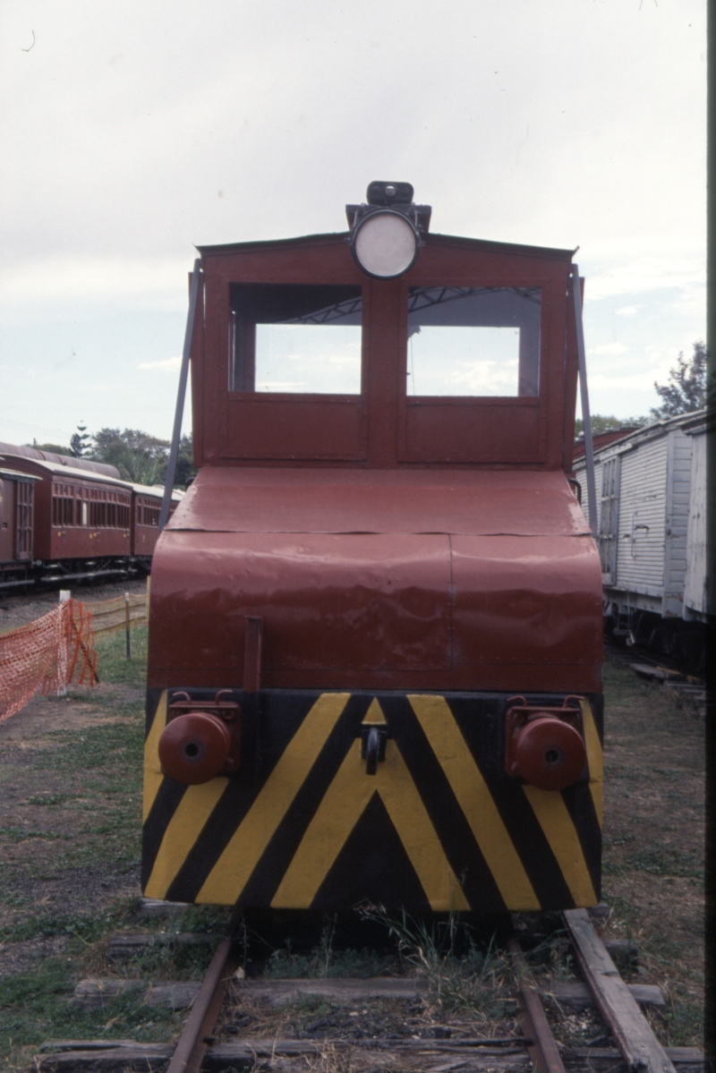 129927: Kunkala SEAQ Electric Locomotive from Murarrie