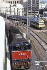 130021: Spencer Street Platform 8 South N 460 stabled