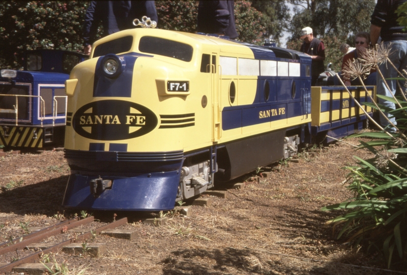 130593: Cobden Miniature Railway Diesel outline 'Santa Fe F7-1'
