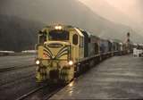 131437: Arthurs Pass Coal Train to Lyttelton DXB 5402 DXC 5460 DX 5287 DX 5477 DXB 5229