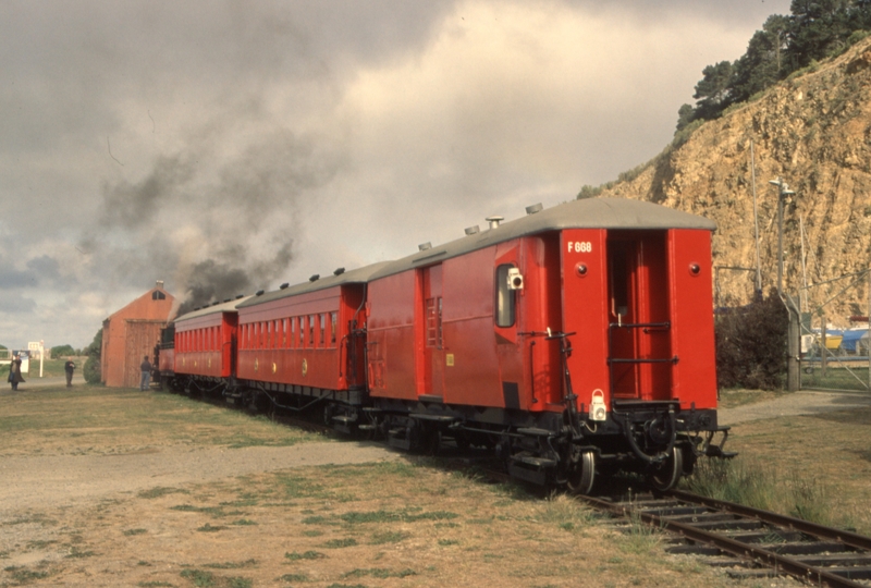 131771: Quarry Siding Oamaru Steam Railway Passenger from Harbourside (B 10),