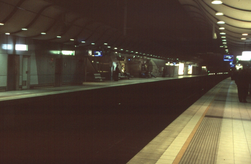 132128: Sydney Airport Domestic Looking towards Turrella from Sydney end