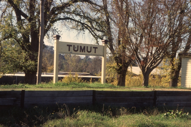 132165: Tumut