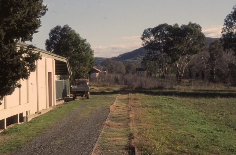 132167: Tumut looking towards Cootamundra from end of track