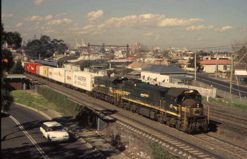 132265: West Footscray Junction Freight to Cootamundra (1), X 51 T 390