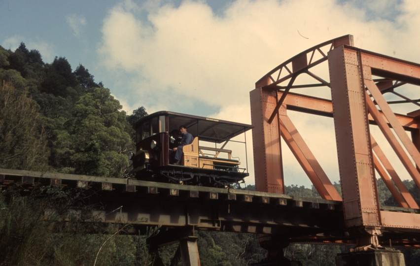 132307: Bridge No 36 'The Iron Bridge' Up ex EBR Inspection Car