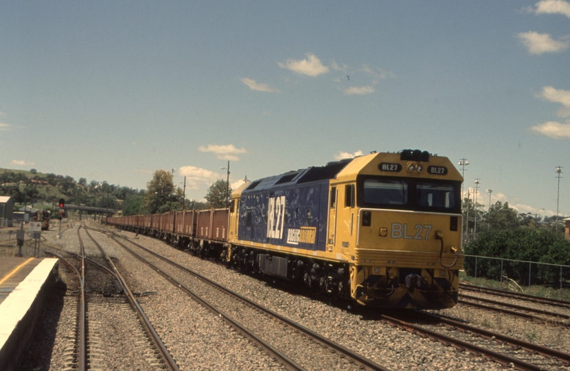 132452: Muswellbrook Stabled Cobar Ore Train Empty BL 27