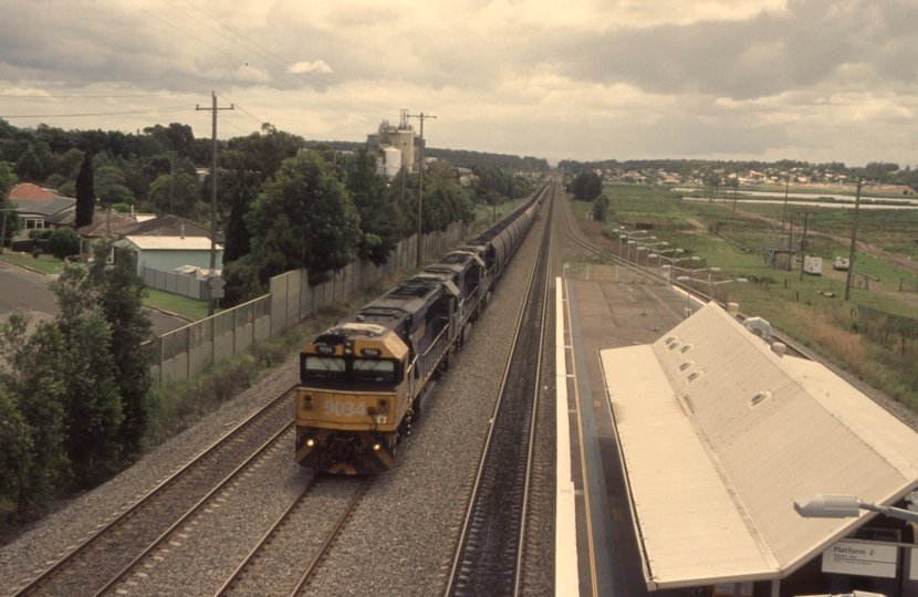 132541: Beresfield Loaded Coal Train 9034 90xx 90xx